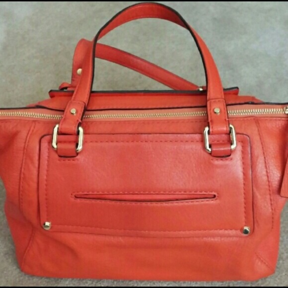 🎉SALE🎉 Excellent cond Michael Kors Gilmore lg - Picture 2 of 10